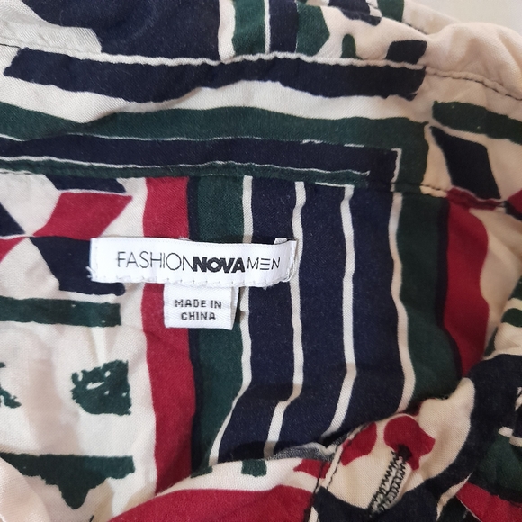 ● Fashion Nova Men Etnic Print - Picture 7 of 10